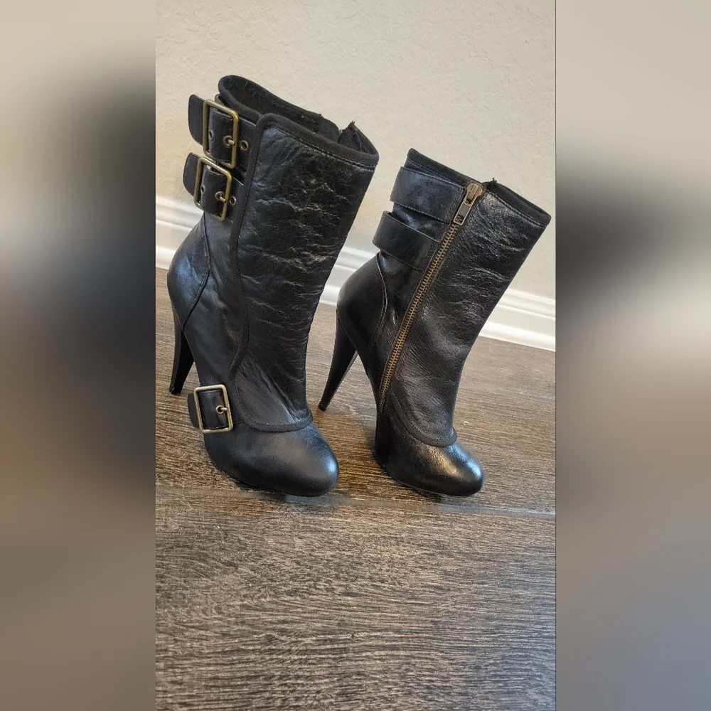 Aldo Black Buckle Woman's Steletto boots / Size 36 (5.5 US) - Picture 4 of 5
